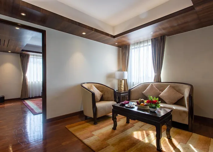 Hotel Ramada By Wyndham Dhumbarahi