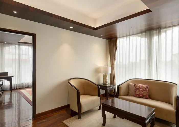 Ramada By Wyndham Dhumbarahi Hotel 5*