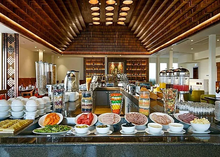 Ramada By Wyndham Dhumbarahi Hotel