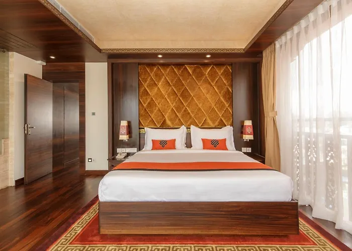Hotel Ramada By Wyndham Dhumbarahi 5*